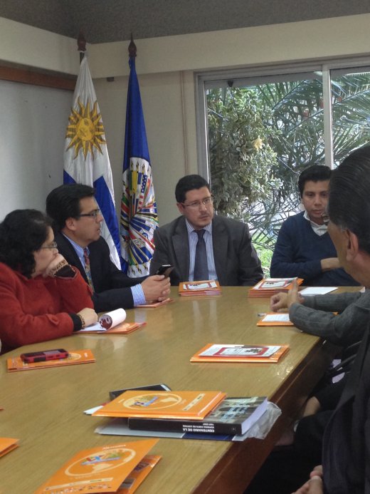 Magistrados del Estado de Perú visitan al IIN