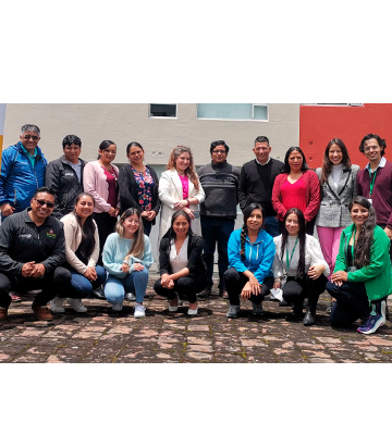 Taller de formación de formadores en el uso seguro de internet en Quito